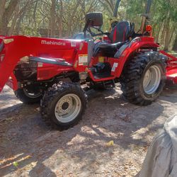 2022 Mahindra Tractor 1626 HST