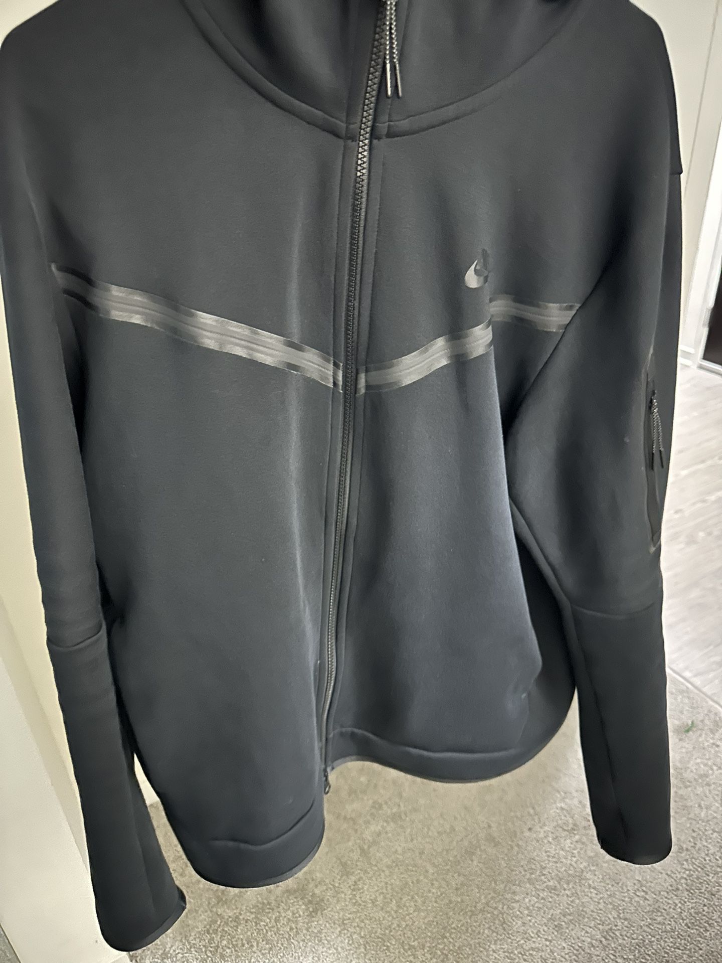 Nike Top With Bottoms Size Large 
