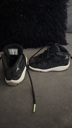 Baby shoes