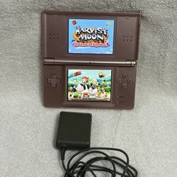 Nintendo DS Lite Console System Paw Print with game and charger