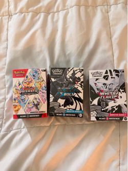 4 Pokemon Booster bundle lot