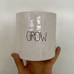 Ceramic Plant Pot