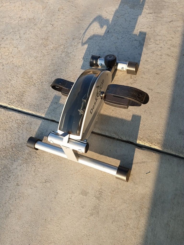 For Sale Desk Cycle Still In Great Condition Used It About 4 Times. Please See Pictures And Read Details.