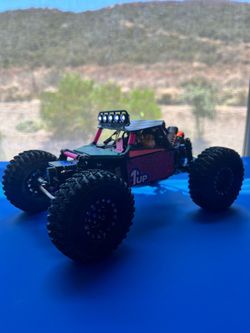 1/24 custom rock crawler