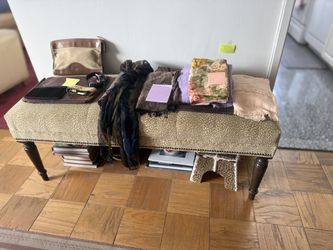 Custom Ethan Allen Upholstered Bench – Elegant & Versatile Accent Piece
