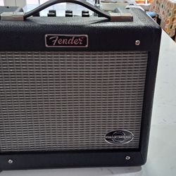 Fender Junior Amplifier   G-DEC 