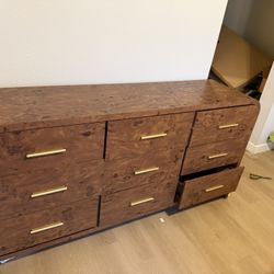 Free! Burl Color Dresser 63X32