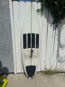 Chilli Surfboard 6’1