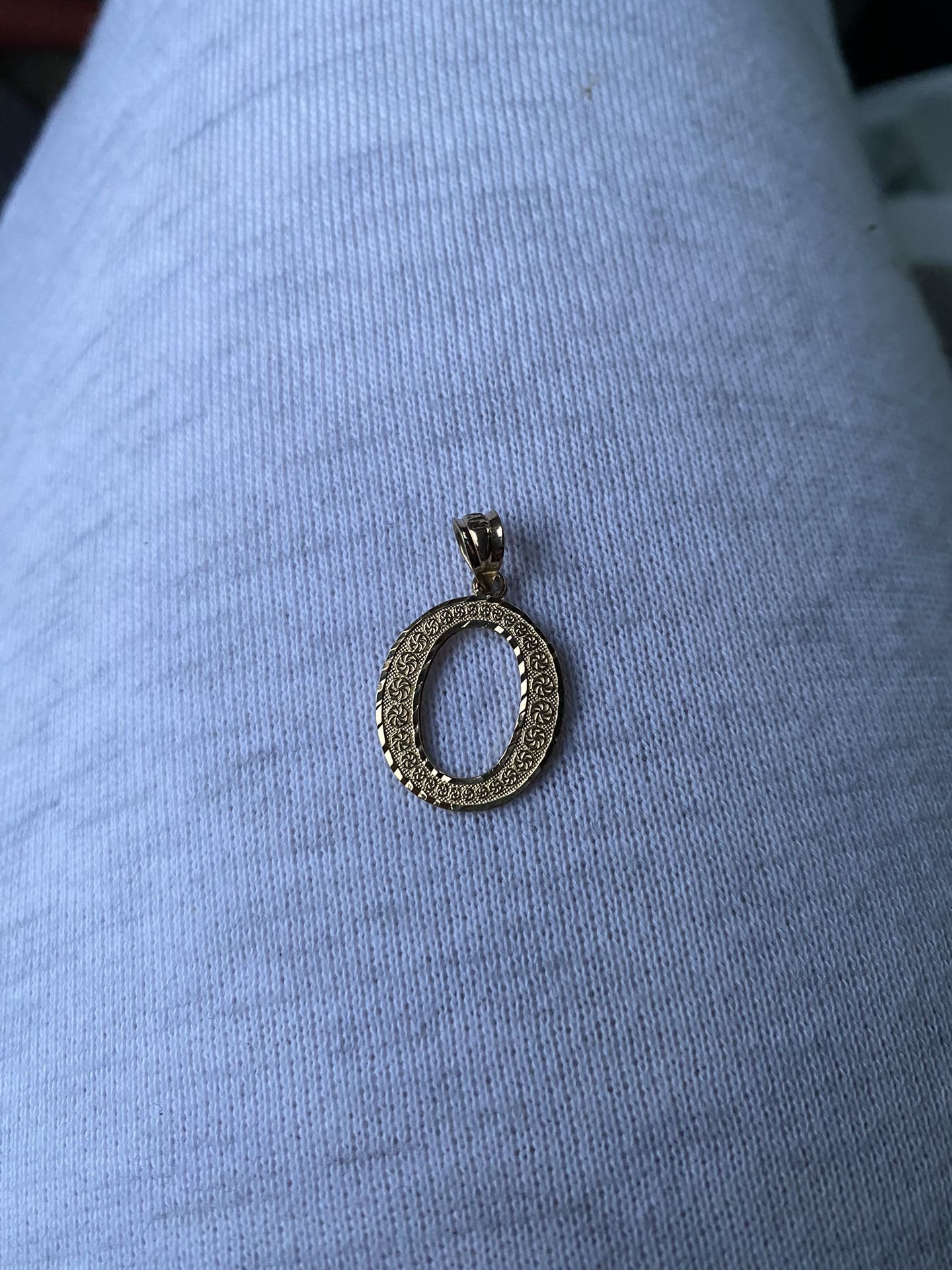 10k Gold Pendant