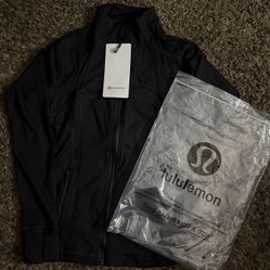 Black Size 2 Lululemon Set