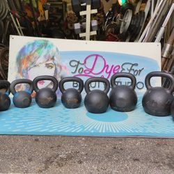 ROGUE KETTLEBELLS : 4kg.-9lb. = $16 / 6kg.-13lb. =$30 / 12kg.-26lb. =$50 / 20kg.-44lb. =$70 / 28kg.-62lb. =$125 / 44kg.-97lb. =$220 /48kg.-106lb. =$23