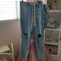 GAP BOYFRIEND JEANS SIZE LARGE