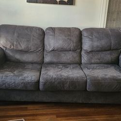 Couch  Pickup Only 