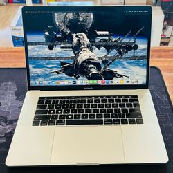 Apple MacBook Pro 15” 2019 2.4Ghz 8-CORE i9 32GB 1TB Radeon Pro 560X 4GB VRAM Graphics!!!