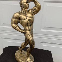 Classic Muscleman Pose Statue