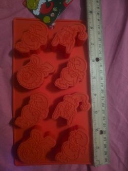 new the grinch who stole christmas silicone molds .. 8 holes silicone molds.
