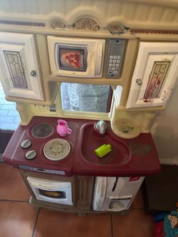 Toy Kitchen - Free