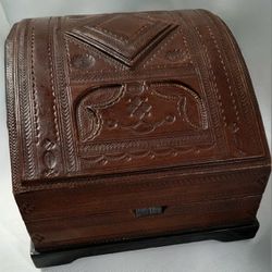 Handmade Leather Jewelry Box with Mirror