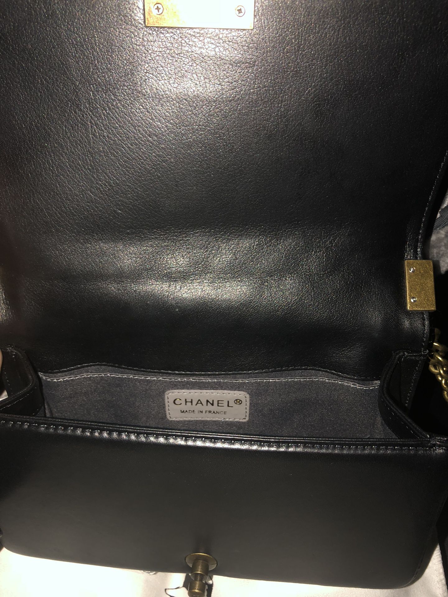 Chanel Boy Bag with Brass gold hardware. Able to ship out today! 10218184  Serial date code for Sale in Port Washington, NY - OfferUp