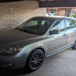 2005 Mazda 3 Hatchback 