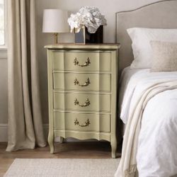 1 Vintage Solid Cherry Wood End/Side Table or Nightstand