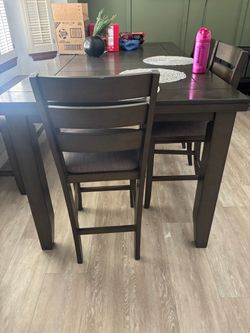 Kitchen table