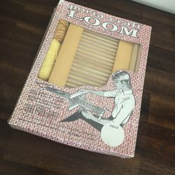 Vintage Porta-Craft portable LOOM