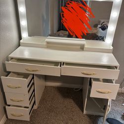 Vanity Table 