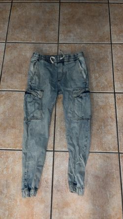 blue joggers size large in men