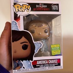 America Chavez in Stellar Vortex - DSMM Summer Convention Exclusive Vinyl Figure