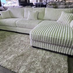 The BIGGEST! Brand NEW Byers Market Wham CREAM 3PC OVERSIZED SECTIONALS