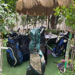 ⛳️⛳️⛳️⛳️.      GOLF. BAGS. FOR. SALE.    ⛳️⛳️⛳️⛳️