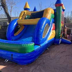 Resbaladilla De Agua / Water Slides