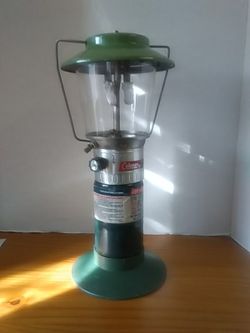 Coleman lantern. Model 5114. New glass.