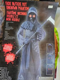 costume