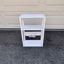 Side Table W/ Charging Station Brand New In Box $20