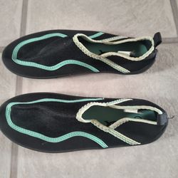 Ladies water shoes