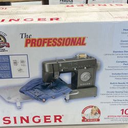 Sewing Machine Singer HD110