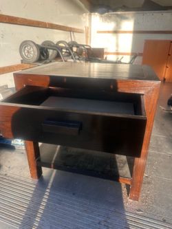 Night stand