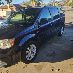 Dodge Caravan