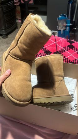 UGG Classic Short Boots Chestnut