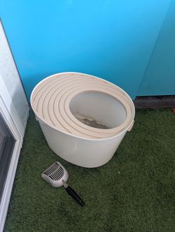 Top Entry Cat Litterbox And Scooper