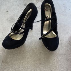 Black Heels Size 10