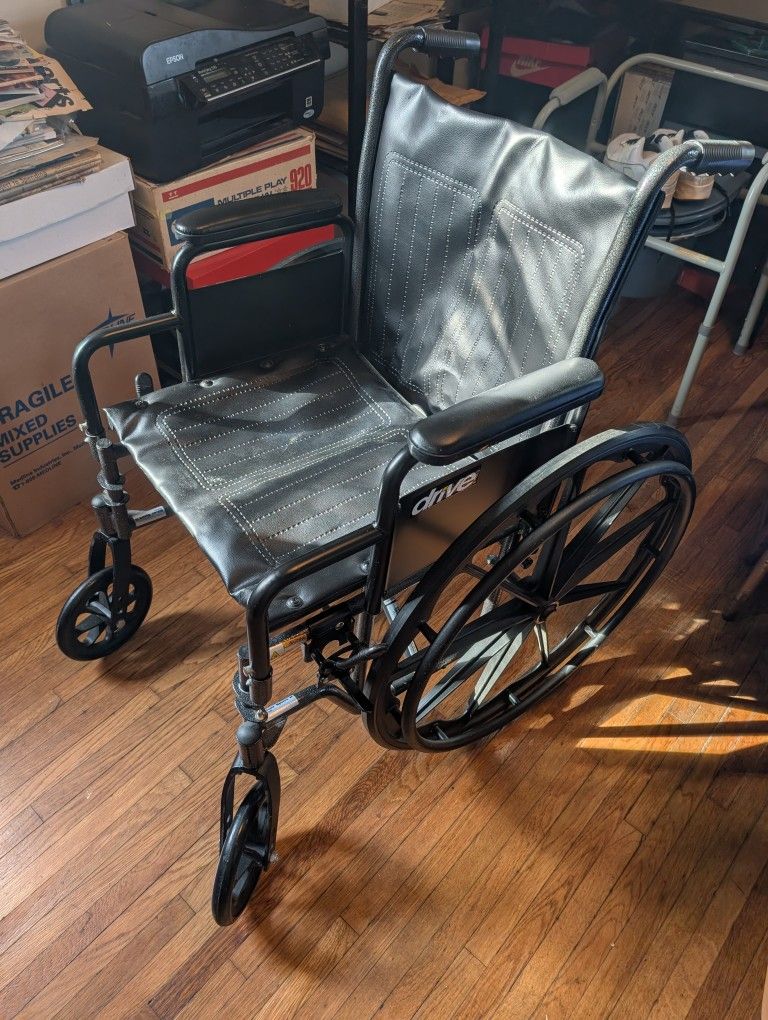 DRIVE WHEELCHAIR BLACK LEATHER