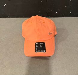 NWT Nike Club Cap Unstructured Metal Swoosh Hat (Peach / Orange) – Size S/M