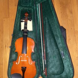 Cremona 3/4 Violin w/ Hard Case, Care Kit And Violin Book 