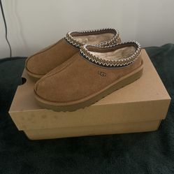 UGG Tasman