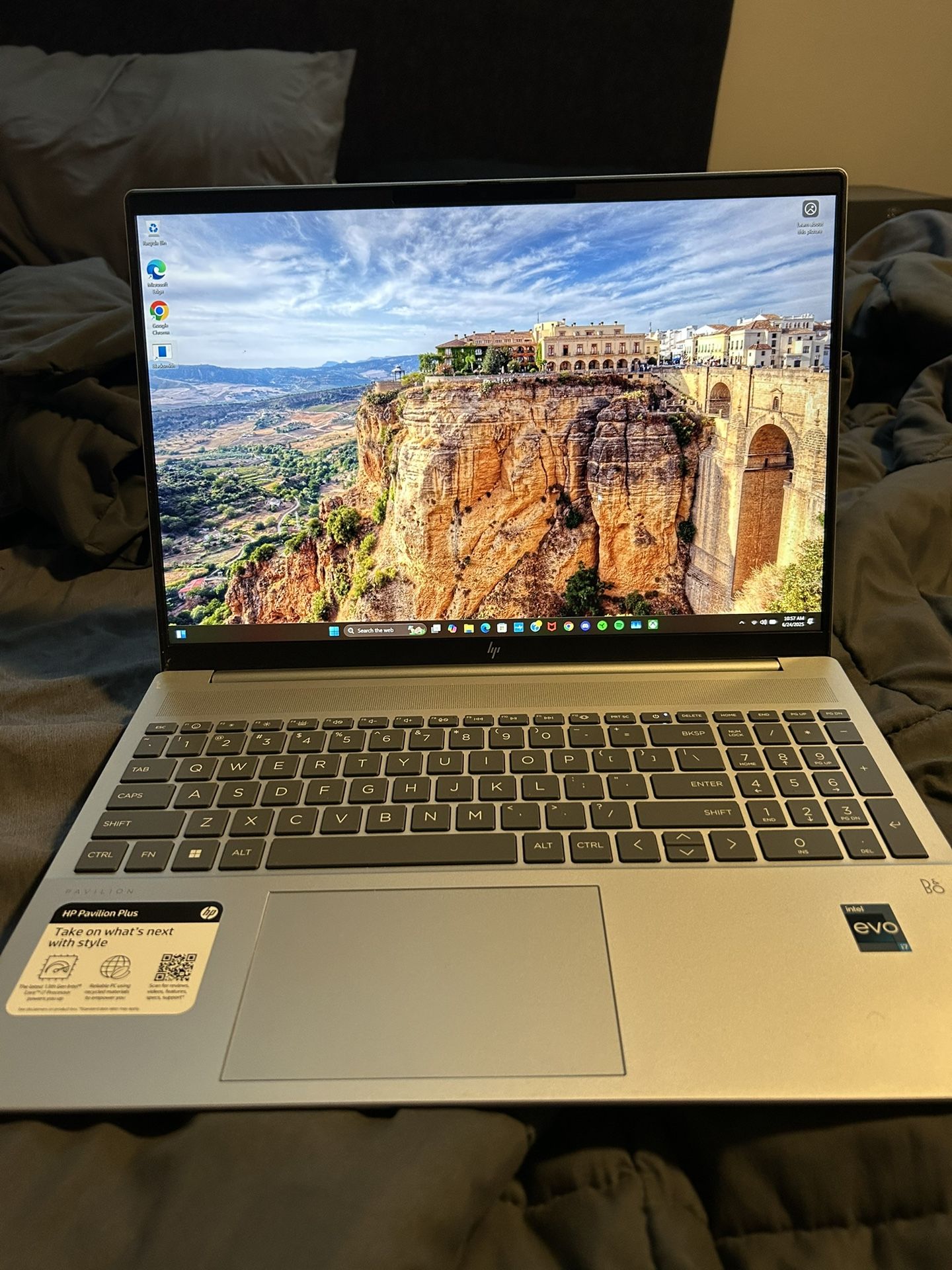HP Pavilion Plus 16 Laptop