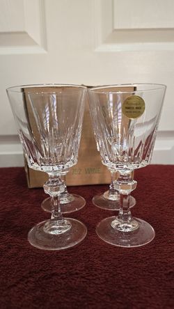 Brand New Princess House Crystal Wine Glasses $53.00