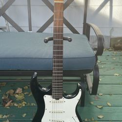 Lyon By Washburn Strat Copy Electric Guitar Black 